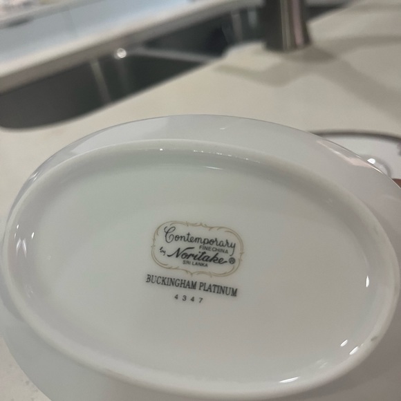 NORITAKE BUCKINGHAM PLATINUM GRAVY BOAT SET : pre owned in EXCELLENT CONDITION - Picture 6 of 7